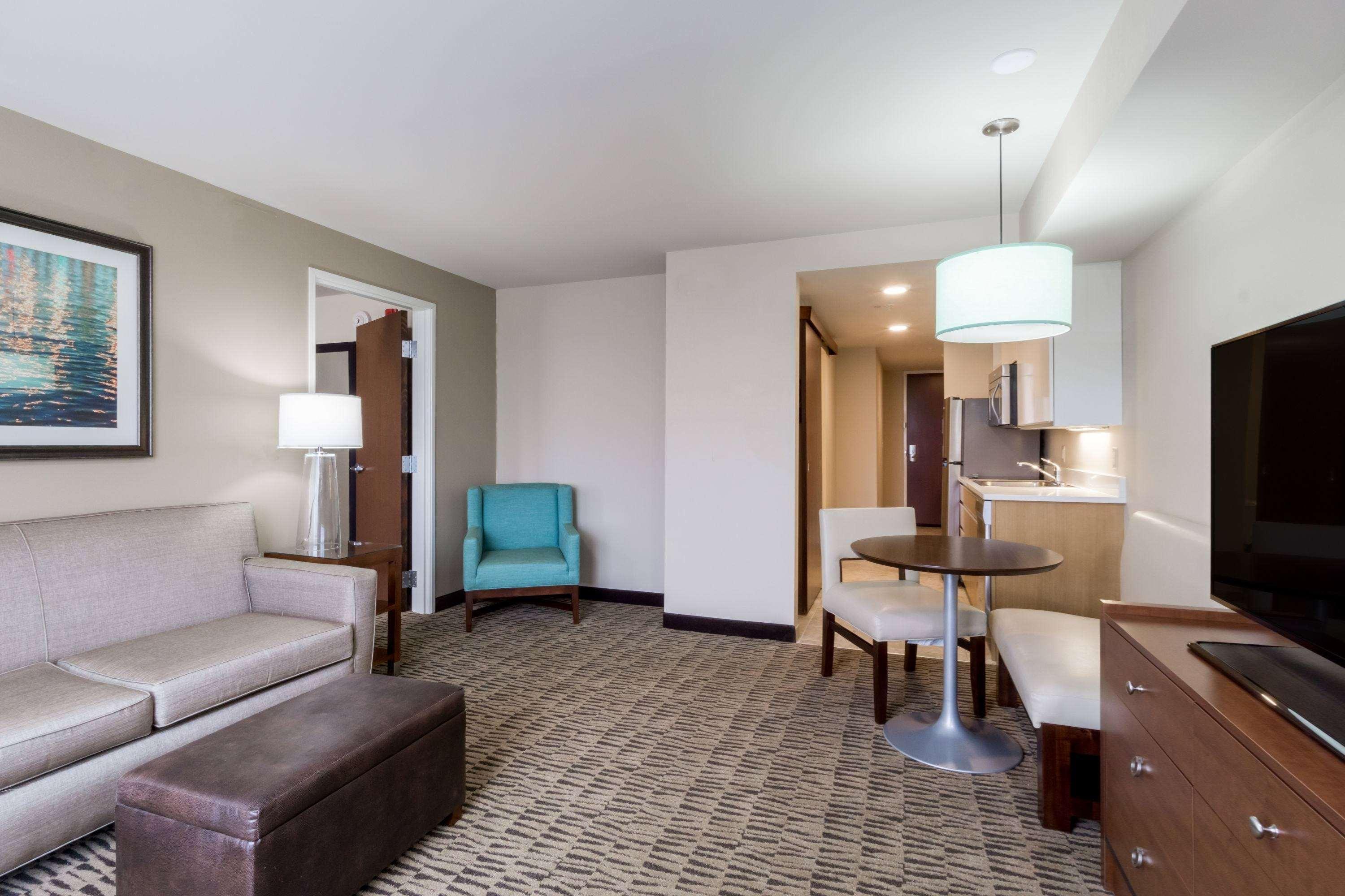 Hawthorn Suites By Wyndham Wheeling At The Highlands Triadelphia Ngoại thất bức ảnh
